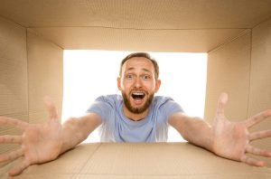 Rola opakowań kartonowych w tworzeniu doświadczeń unboxingowych dla produktów luksusowych