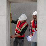 Montaż drzwi wejściowych – Najczęstsze błędy i jak ich uniknąć, aby drzwi służyły latami